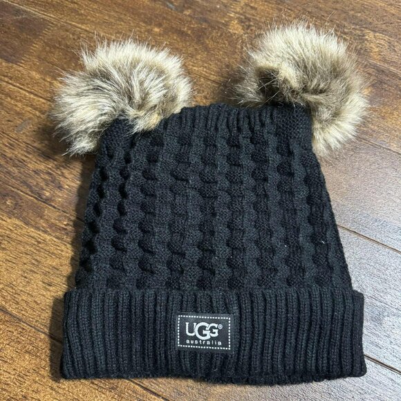UGG Pom Pom Hat double Pom Cable Knit Black beanie Girls Women - Picture 1 of 2